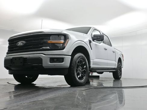 New 2026 Ford F150 XLT w/ Equipment Group 302A MID image 42