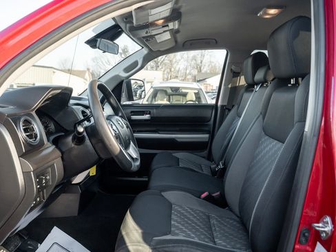 Used 2018 Toyota Tundra SR5 image 7