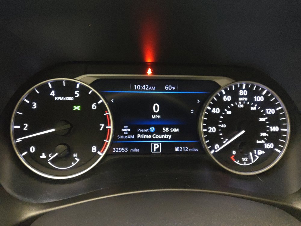 Used 2023 Nissan Sentra SR w/ SR Premium Package FWD image 23