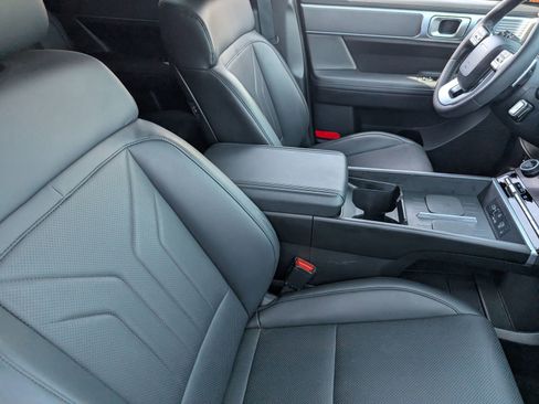 Used 2025 Hyundai Santa Fe SEL image 10