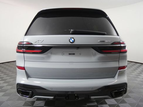 New 2027 BMW X7 xDrive40i w/ Executive Package AWD/4WD image 4