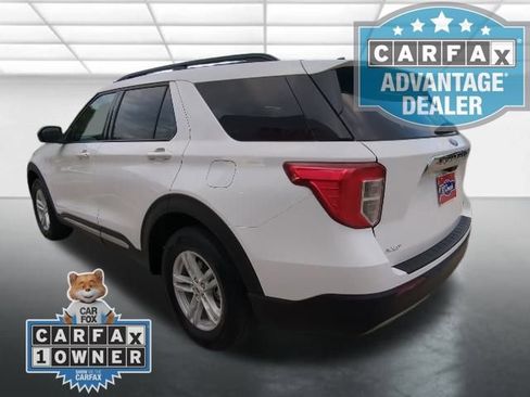 Used 2024 Ford Explorer XLT w/ Equipment Group 202A image 2