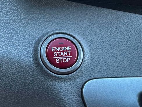 Used 2015 Honda Odyssey Touring Elite image 30