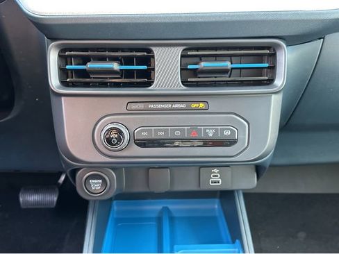 New 2025 Ford Maverick XLT w/ XLT Luxury Package image 28