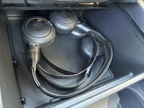 Used 2012 Honda Pilot Touring image 30