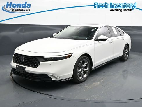 Used 2023 Honda Accord EX-L image 3