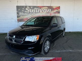 Used 2018 Dodge Grand Caravan SE w/ UConnect Hands-Free Group video 1