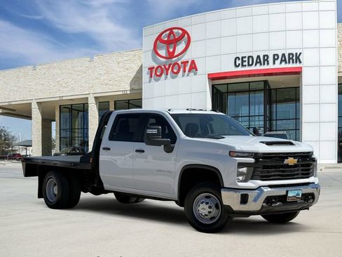 Used 2025 Chevrolet Silverado 3500 W/T w/ WT Convenience Package AWD/4WD image 1