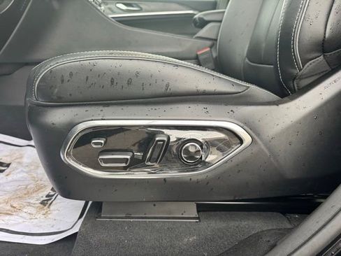 New 2024 Jeep Grand Cherokee Overland w/ Advanced Protech Group III image 16