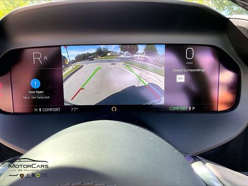 Used 2026 McLaren 750S Spider RWD image 17