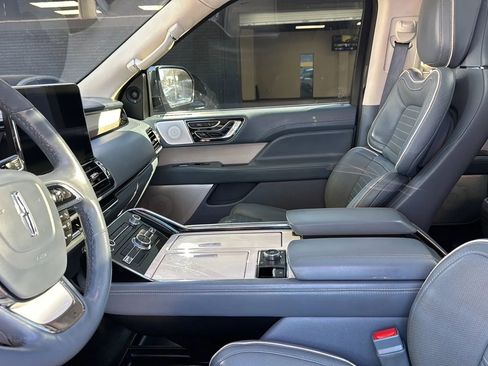 Used 2018 Lincoln Navigator Black Label w/ Cargo Package image 13