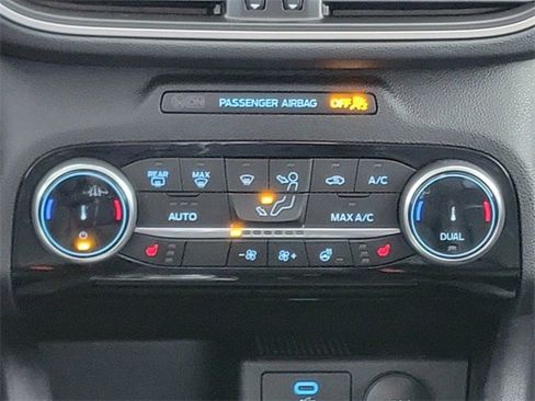 Certified 2022 Ford Escape SEL image 29