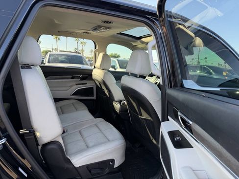 Used 2020 Kia Telluride EX image 28