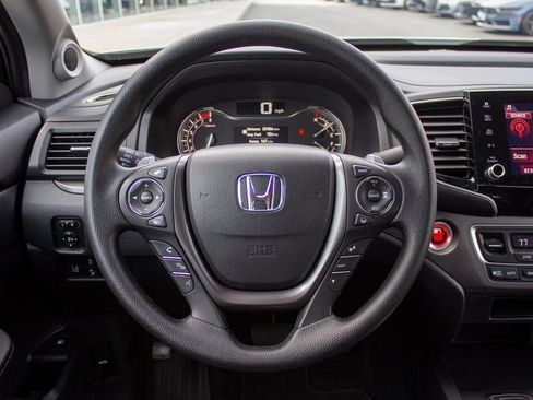 Used 2023 Honda Ridgeline Sport image 14