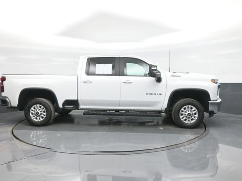 Used 2022 Chevrolet Silverado 2500 LT w/ Convenience Package AWD/4WD image 8