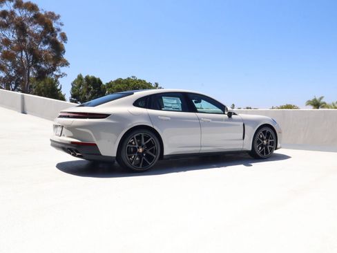 New 2026 Porsche Panamera image 8