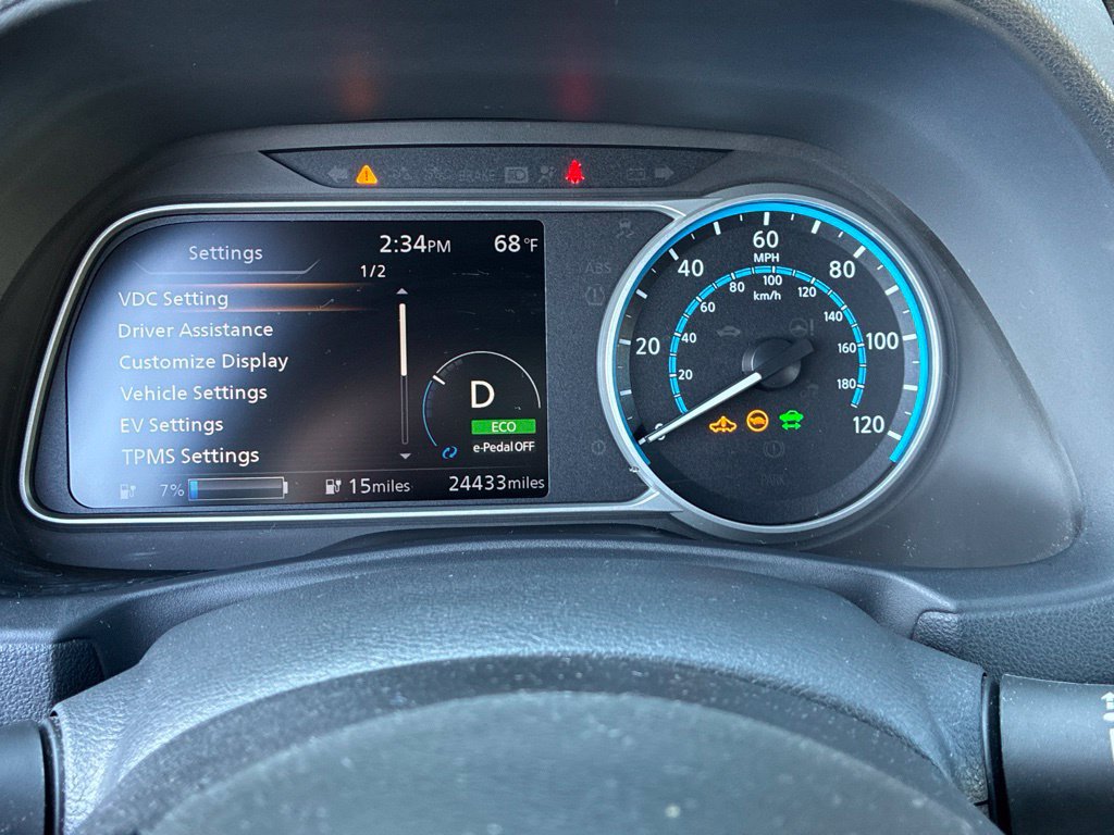 Certified 2023 Nissan Leaf SV Plus FWD image 17
