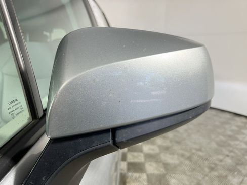 Used 2024 Toyota Sienna XLE image 13