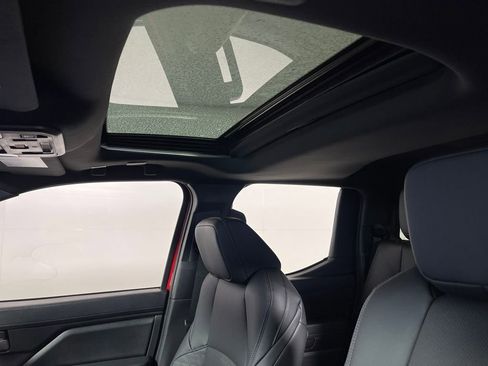 New 2025 Toyota Tacoma TRD Off-Road image 30