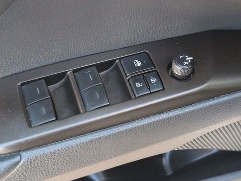 Used 2022 Toyota Camry LE FWD image 21