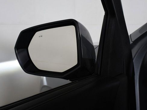 Used 2025 Chevrolet Tahoe LT image 37