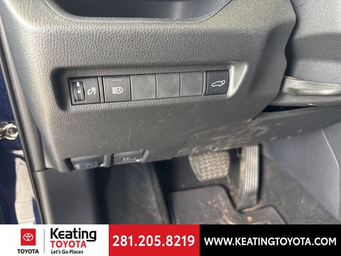 Used 2023 Toyota RAV4 XLE Premium FWD image 13