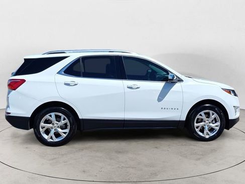 Used 2021 Chevrolet Equinox Premier AWD/4WD image 6