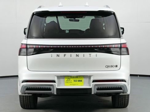 Used 2025 INFINITI QX80 Luxe w/ Cargo Package image 55