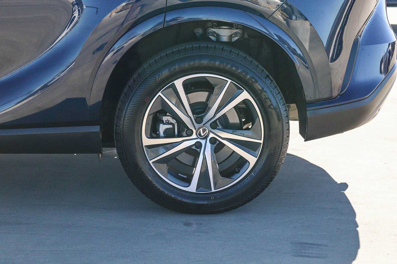 Certified 2024 Lexus RX 350 Premium w/ Convenience Package FWD image 12