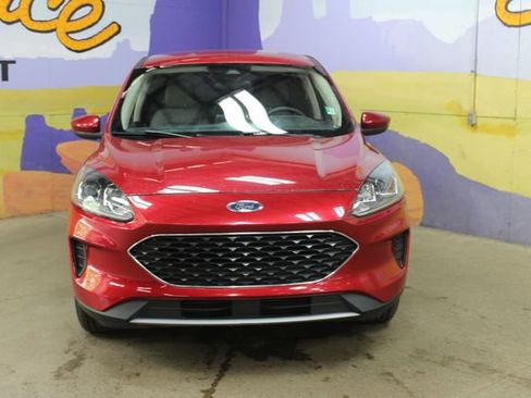 Used 2020 Ford Escape SE AWD/4WD image 3