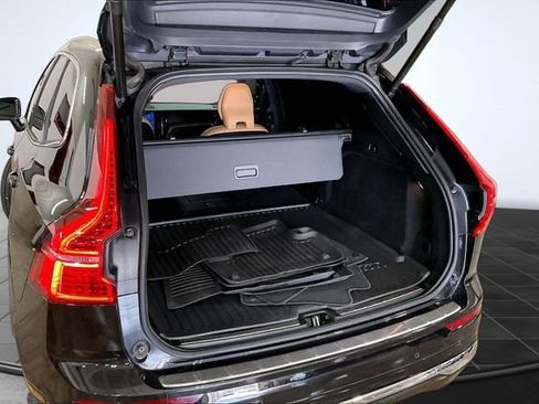 Certified 2023 Volvo XC60 B5 Ultimate AWD/4WD image 7