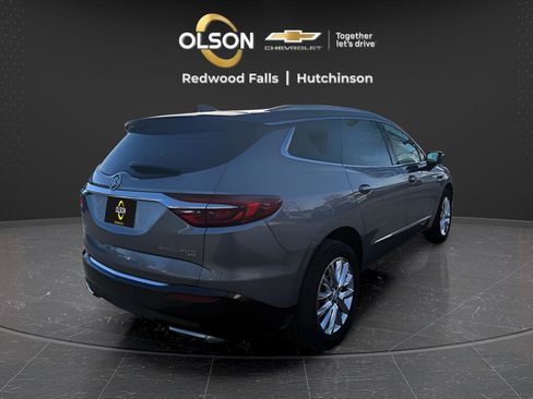 Used 2018 Buick Enclave Premium w/ Experience Buick Package image 5