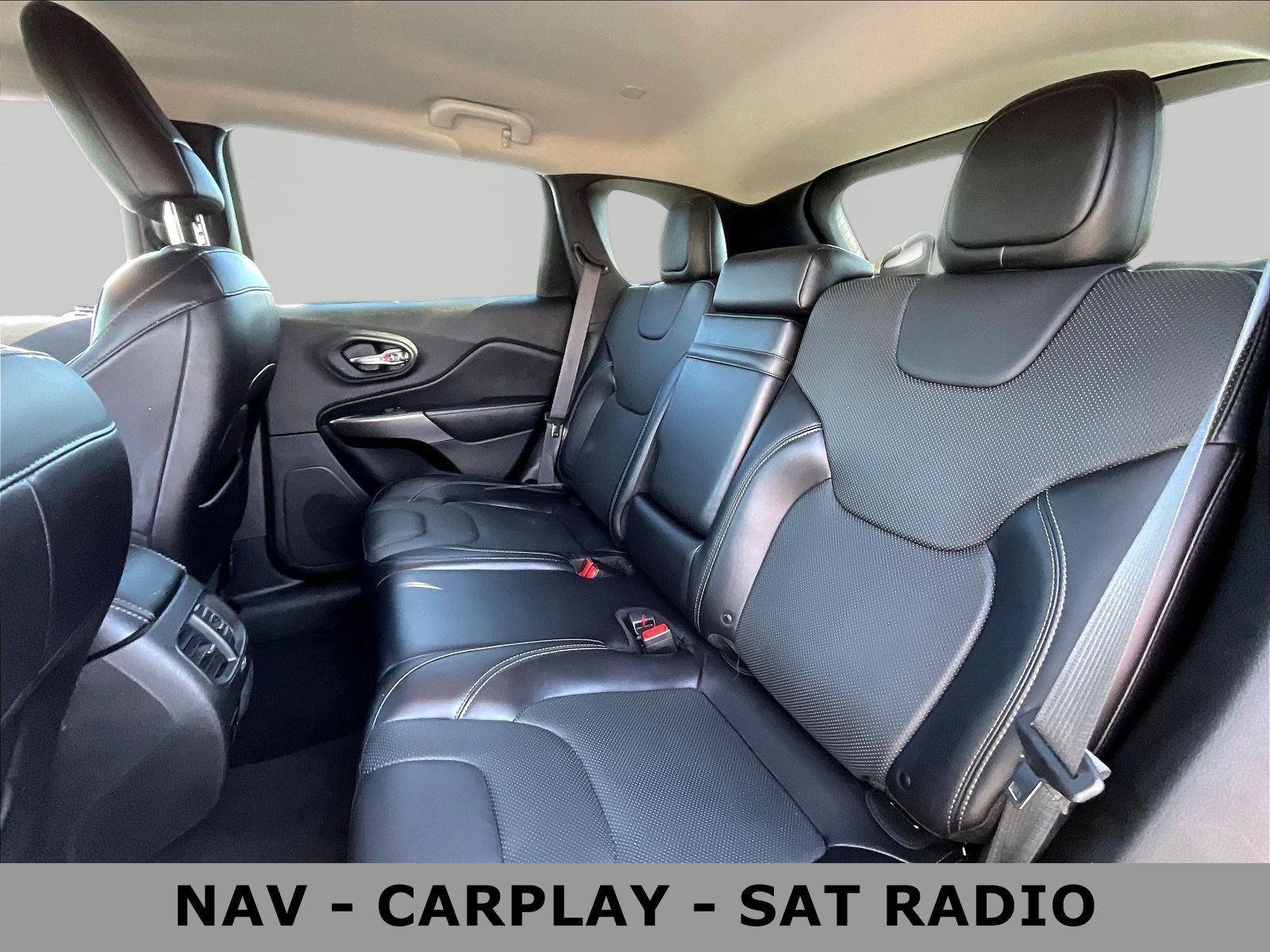Used 2019 Jeep Cherokee Limited AWD/4WD image 22