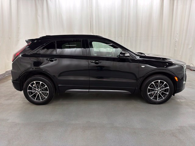 Used 2024 Cadillac XT4 Sport AWD/4WD image 7