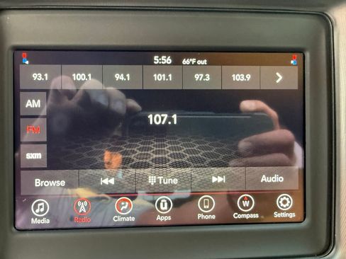 Used 2022 Dodge Charger SXT w/ Blacktop Package image 13