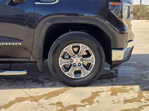 Used 2022 GMC Sierra 1500 SLE w/ Preferred Package image 31