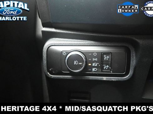Used 2025 Ford Bronco Heritage Edition AWD/4WD image 17