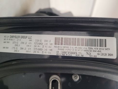 Used 2015 RAM 1500 Express RWD image 33