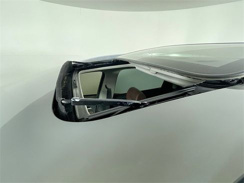 Used 2018 Buick Enclave Avenir w/ Avenir Technology Package image 24