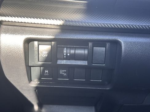 Used 2018 Subaru Impreza 2.0i Premium w/ Eyesight & BSD & Rcta image 20