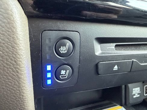 Used 2022 Honda Pilot Elite image 6