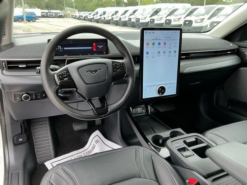 Certified 2025 Ford Mustang Mach-E Premium RWD image 38