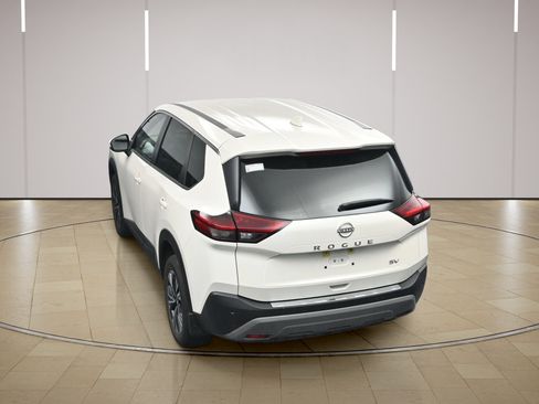 Certified 2023 Nissan Rogue SV FWD image 34