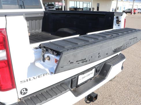 Used 2024 Chevrolet Silverado 2500 High Country w/ Technology Package AWD/4WD image 29