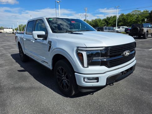 Used 2025 Ford F150 Platinum w/ Equipment Group 702A High AWD/4WD image 6