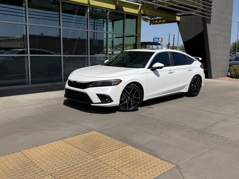 Used 2024 Honda Civic Sport Touring image 1