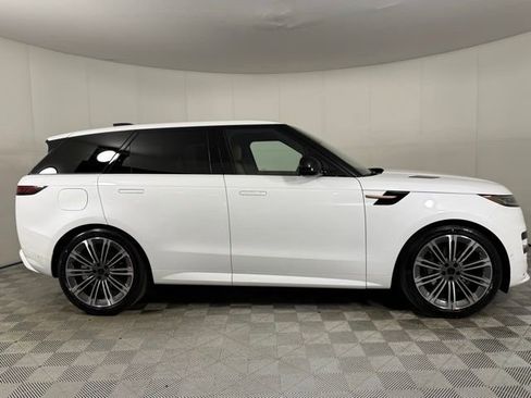 New 2026 Land Rover Range Rover Sport Dynamic SE AWD/4WD image 5
