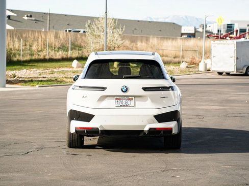 Used 2025 BMW iX xDrive50 image 6