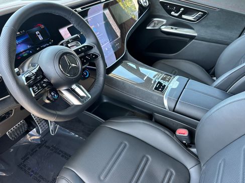 New 2025 Mercedes-Benz EQE AMG 4MATIC SUV image 4