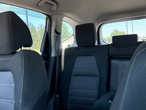 Used 2021 Honda CR-V LX image 16